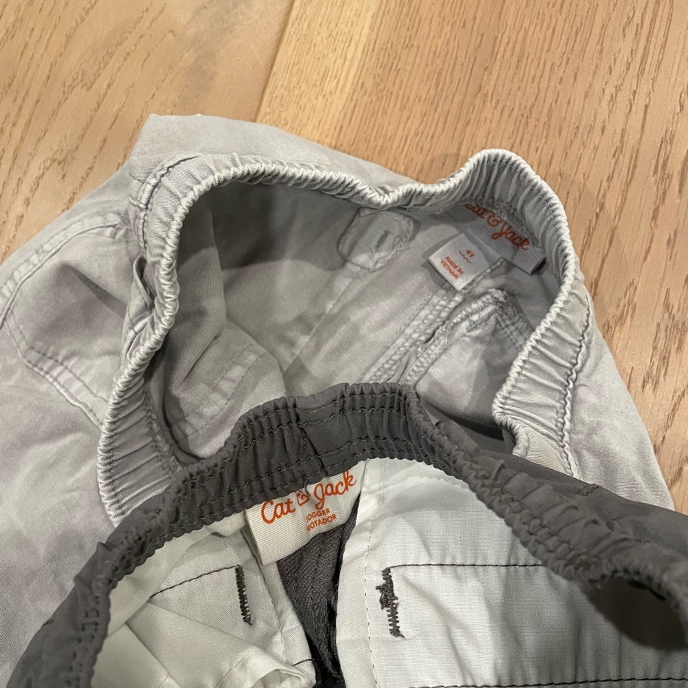 2 pairs GUC and like new cat & jack 4t pants - Picture 2 of 4